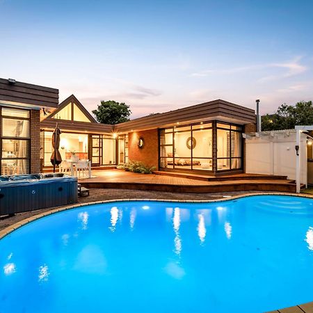 Entire House With Pool, Spa 오클랜드 외부 사진