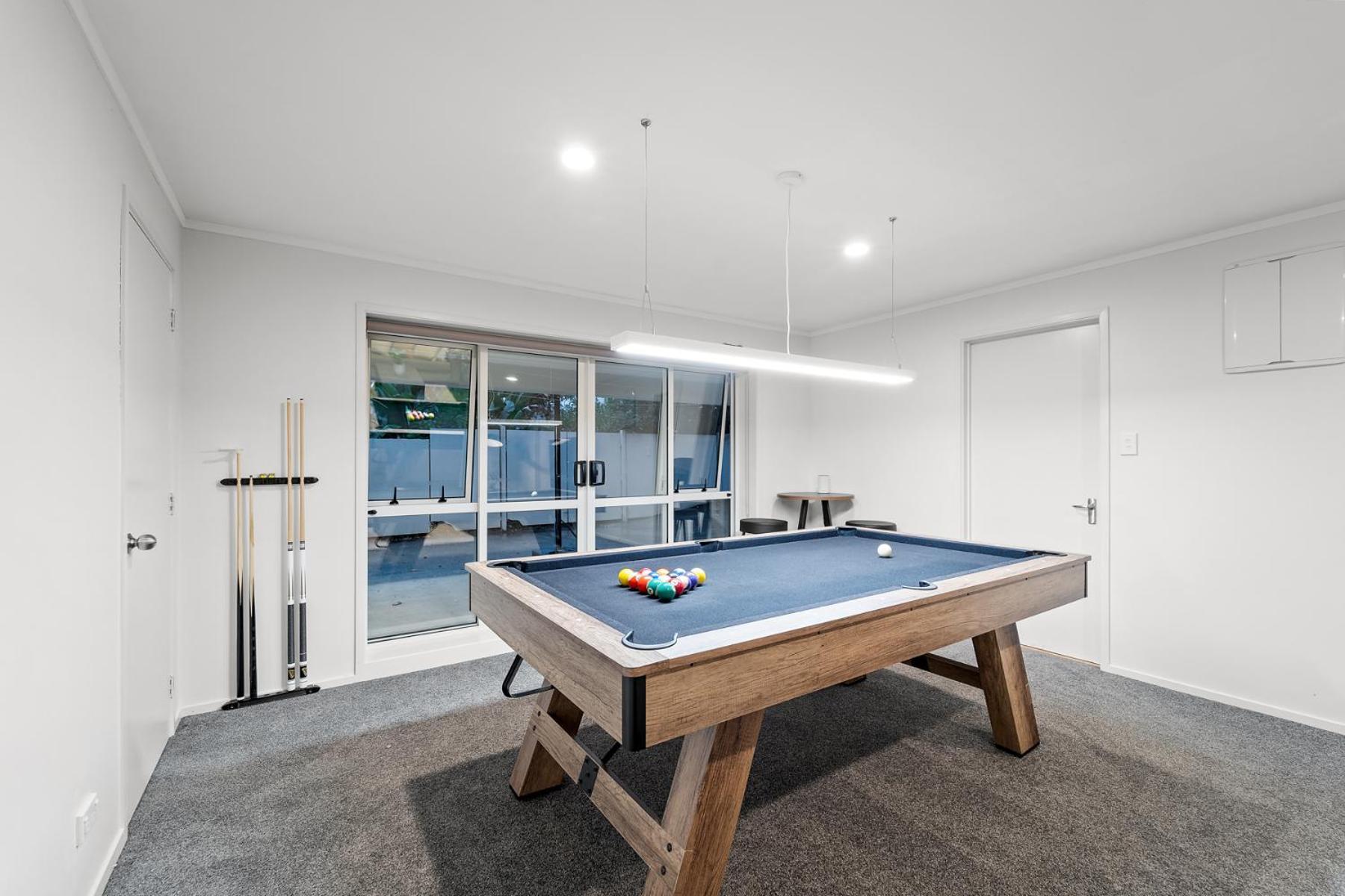 Entire House With Pool, Spa 오클랜드 외부 사진