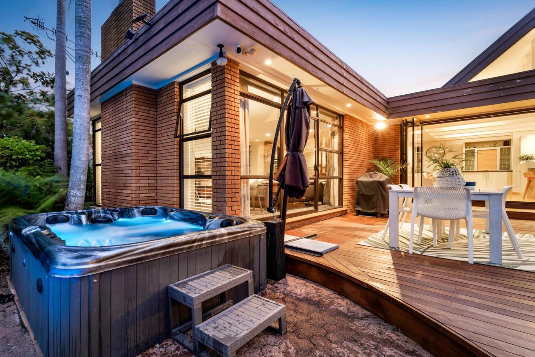 Entire House With Pool, Spa 오클랜드 외부 사진